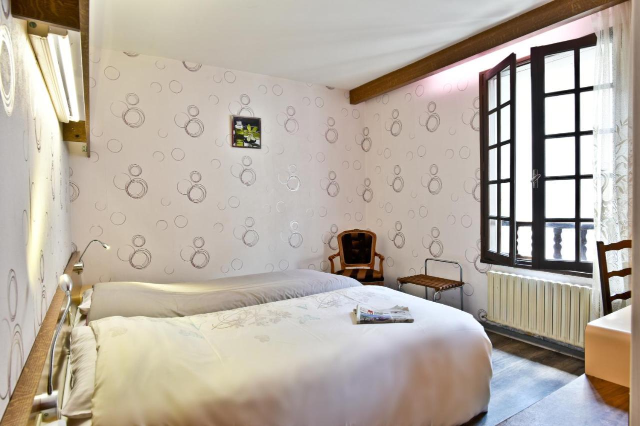 Logis Hotel De France Arudy 외부 사진