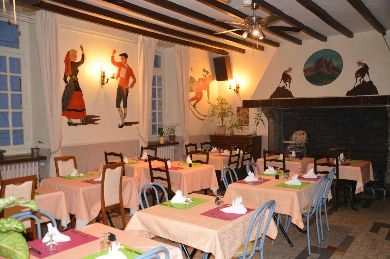 Logis Hotel De France Arudy 외부 사진