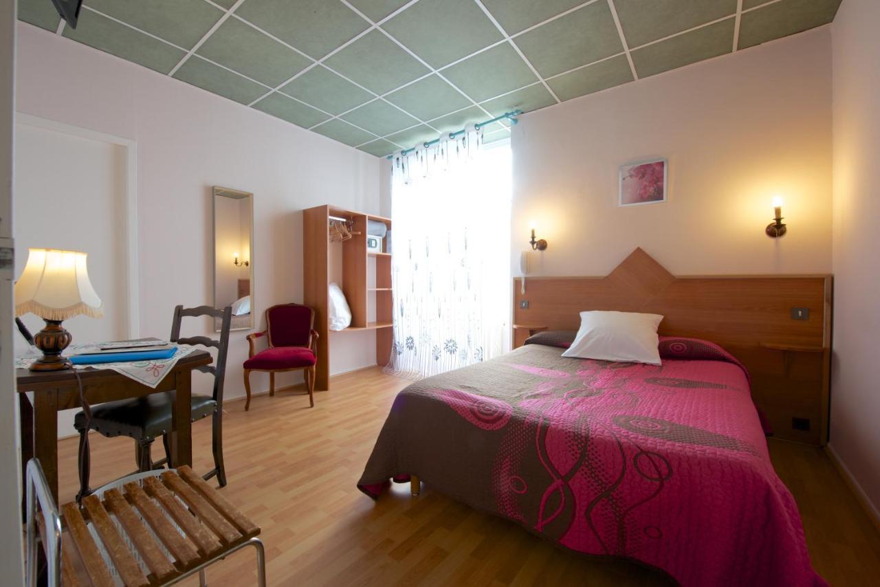 Logis Hotel De France Arudy 외부 사진