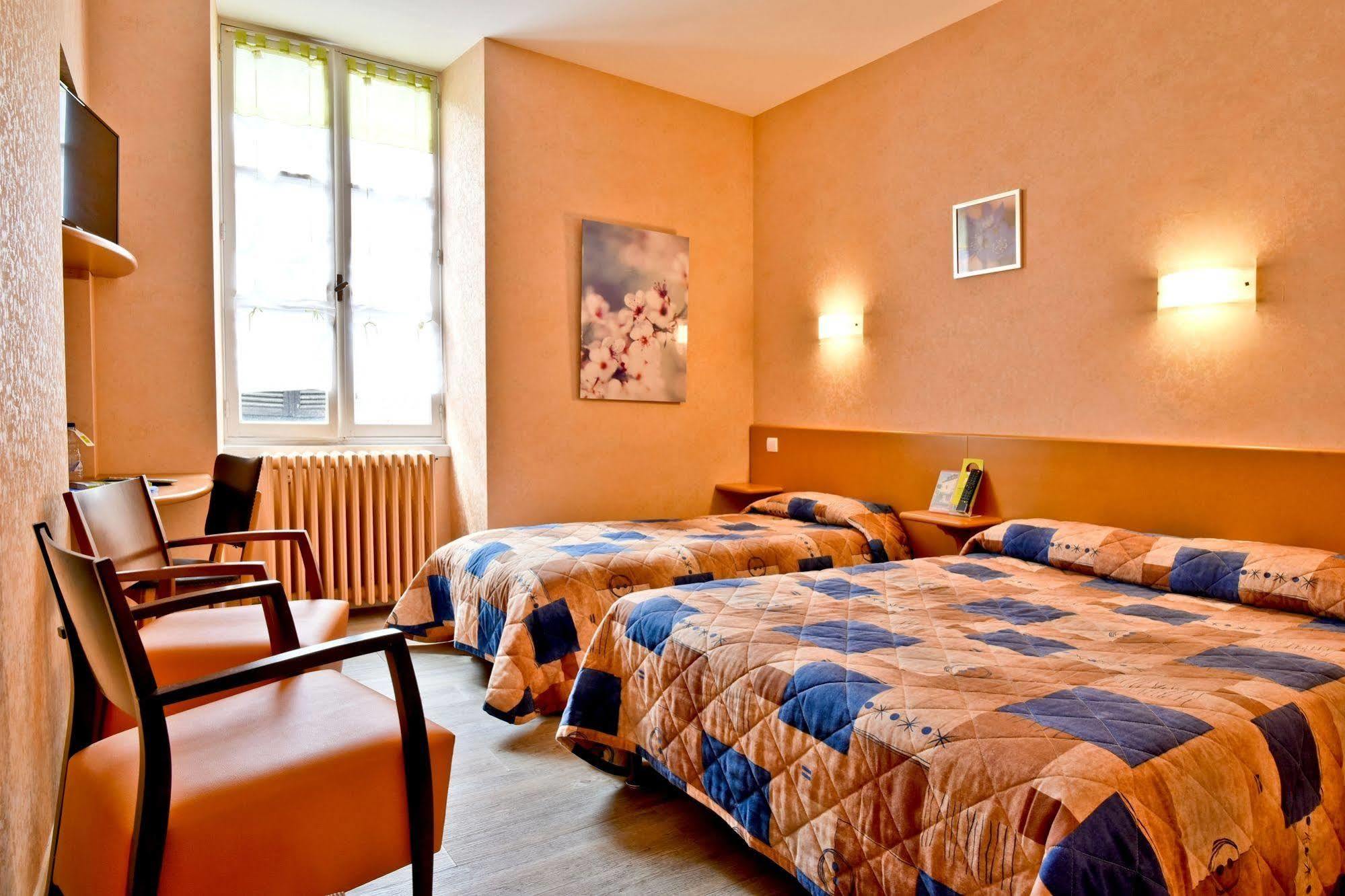 Logis Hotel De France Arudy 외부 사진