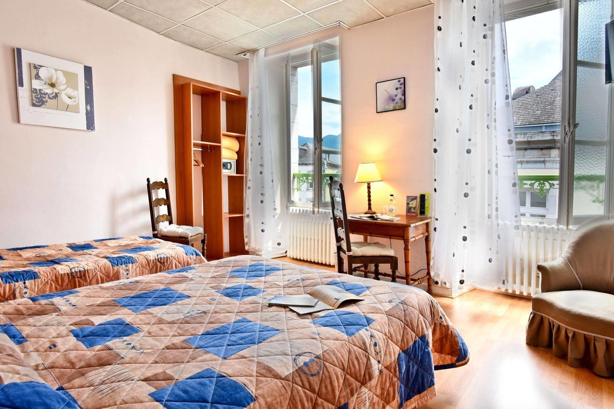 Logis Hotel De France Arudy 외부 사진
