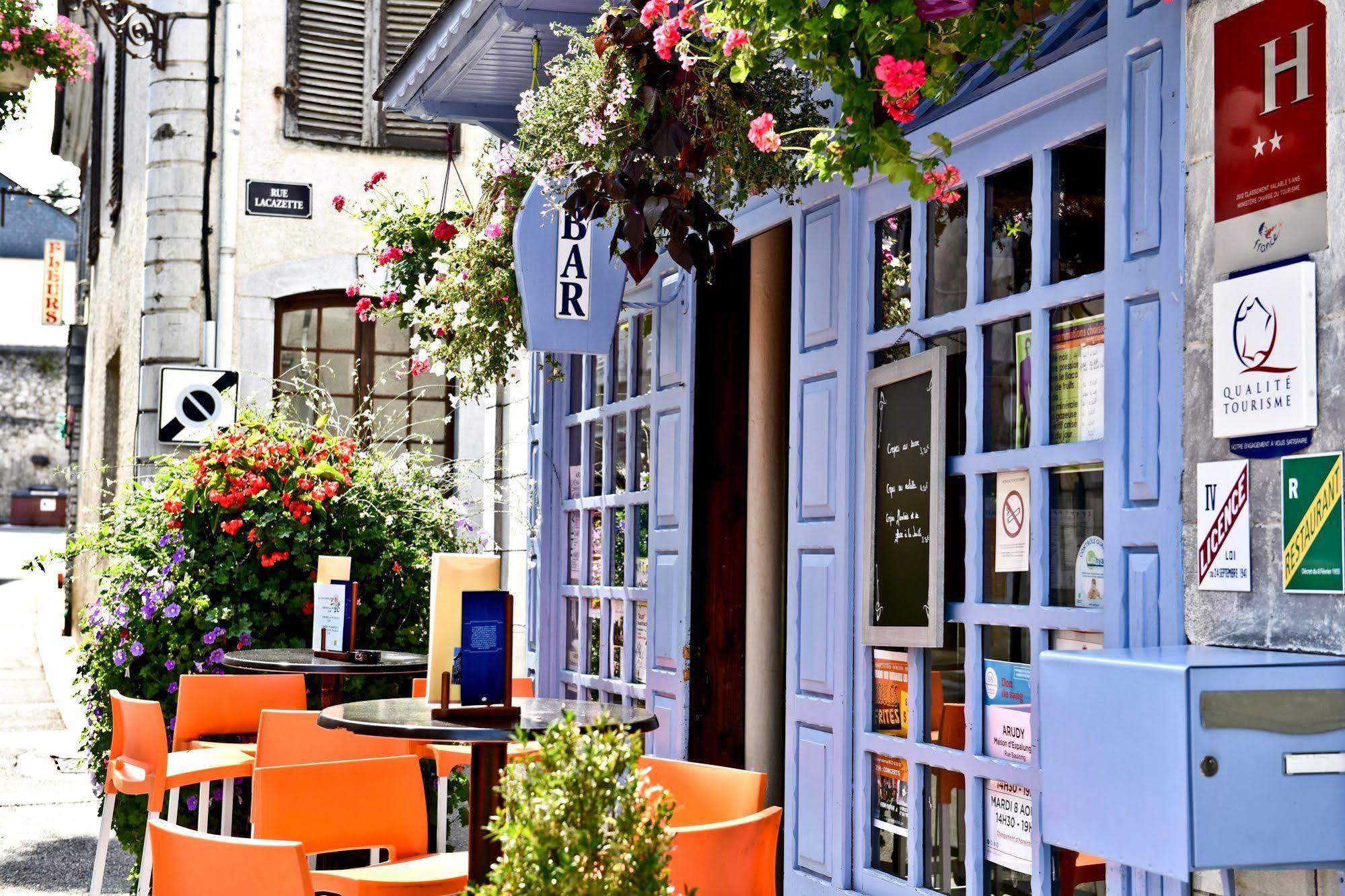Logis Hotel De France Arudy 외부 사진