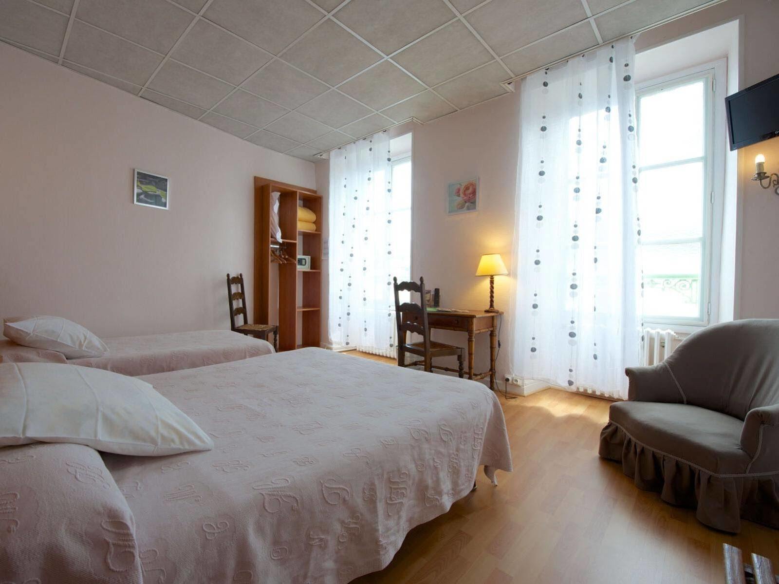 Logis Hotel De France Arudy 외부 사진