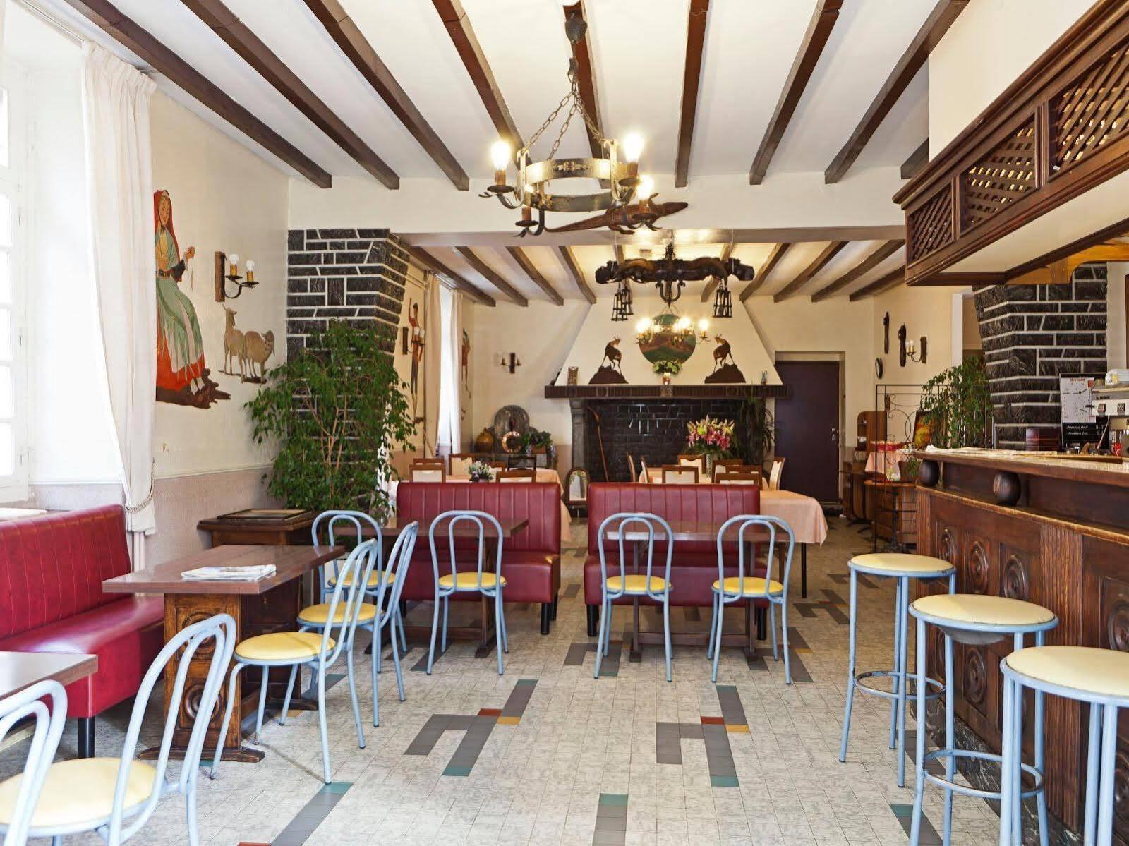 Logis Hotel De France Arudy 외부 사진